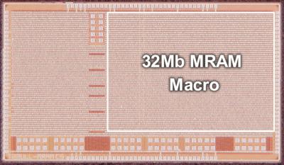 32Mb MRAM by Renesas, macro photo